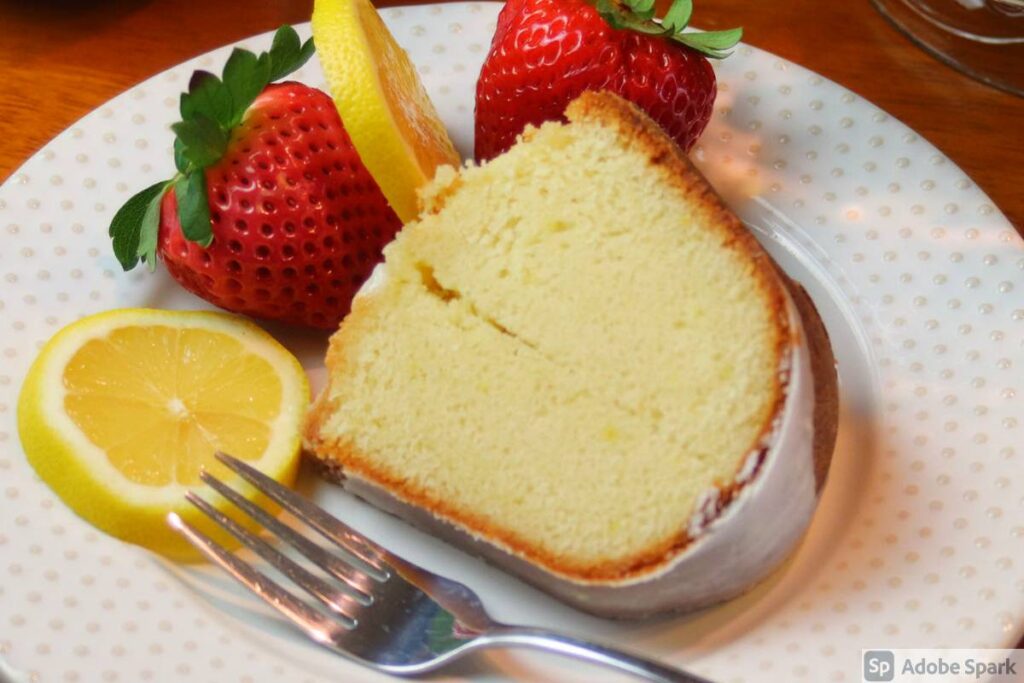 The Best Lemon Pound Cake