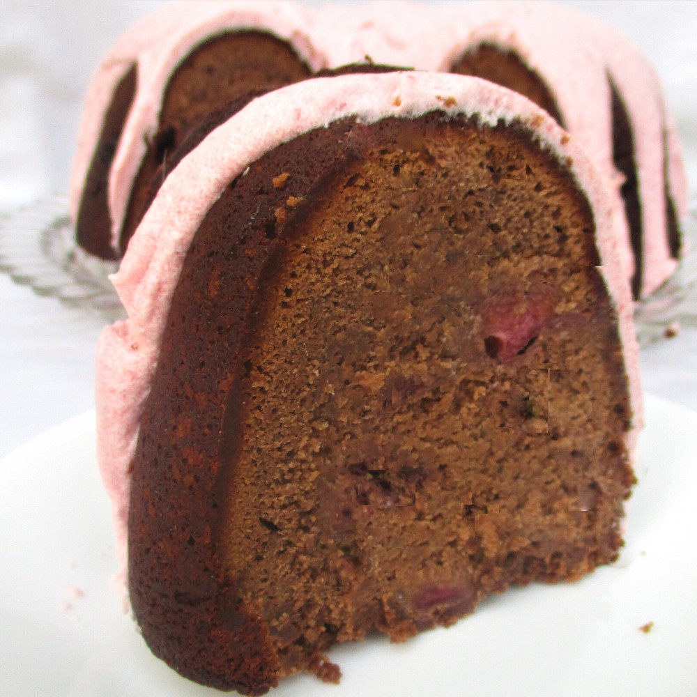 Chocolate Strawberry Pound Cake