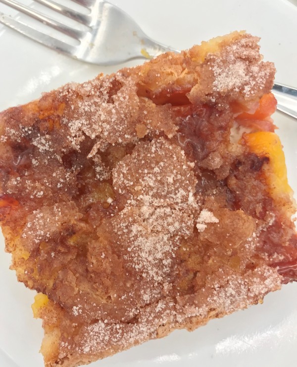 Easy Sour Cream Peach Cake With Sweet Cinnamon Topping