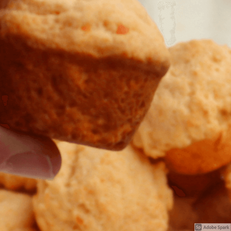 Easy Cheddar Cheese Muffins