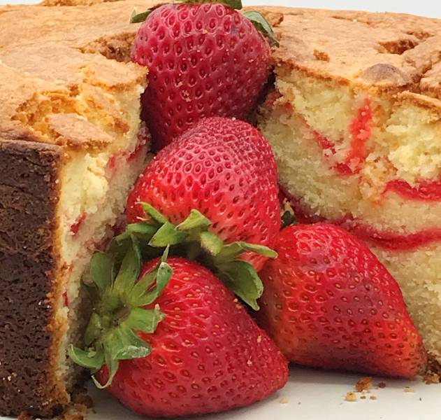 EASY STRAWBERRY SWIRL POUND CAKE (SOUTHERN LIVING)