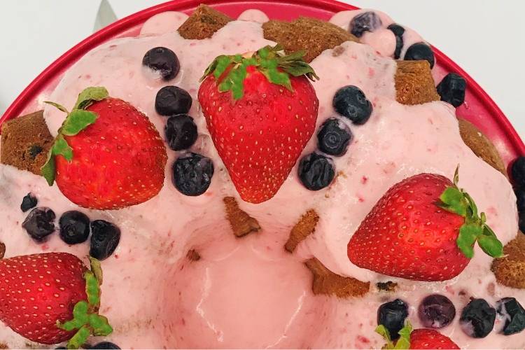Strawberry Blueberry Pound Cake With Strawberry Jell