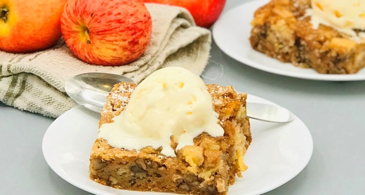 fall apple cake with nuts