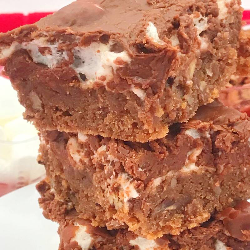 chewy marshmallow brownies with chocolate brownie frosting