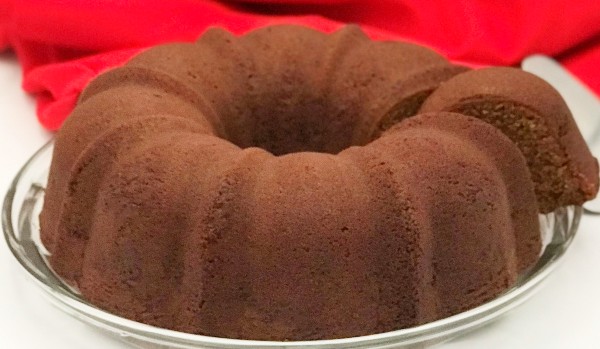 Recipe for chocolate sour cream pound cake
